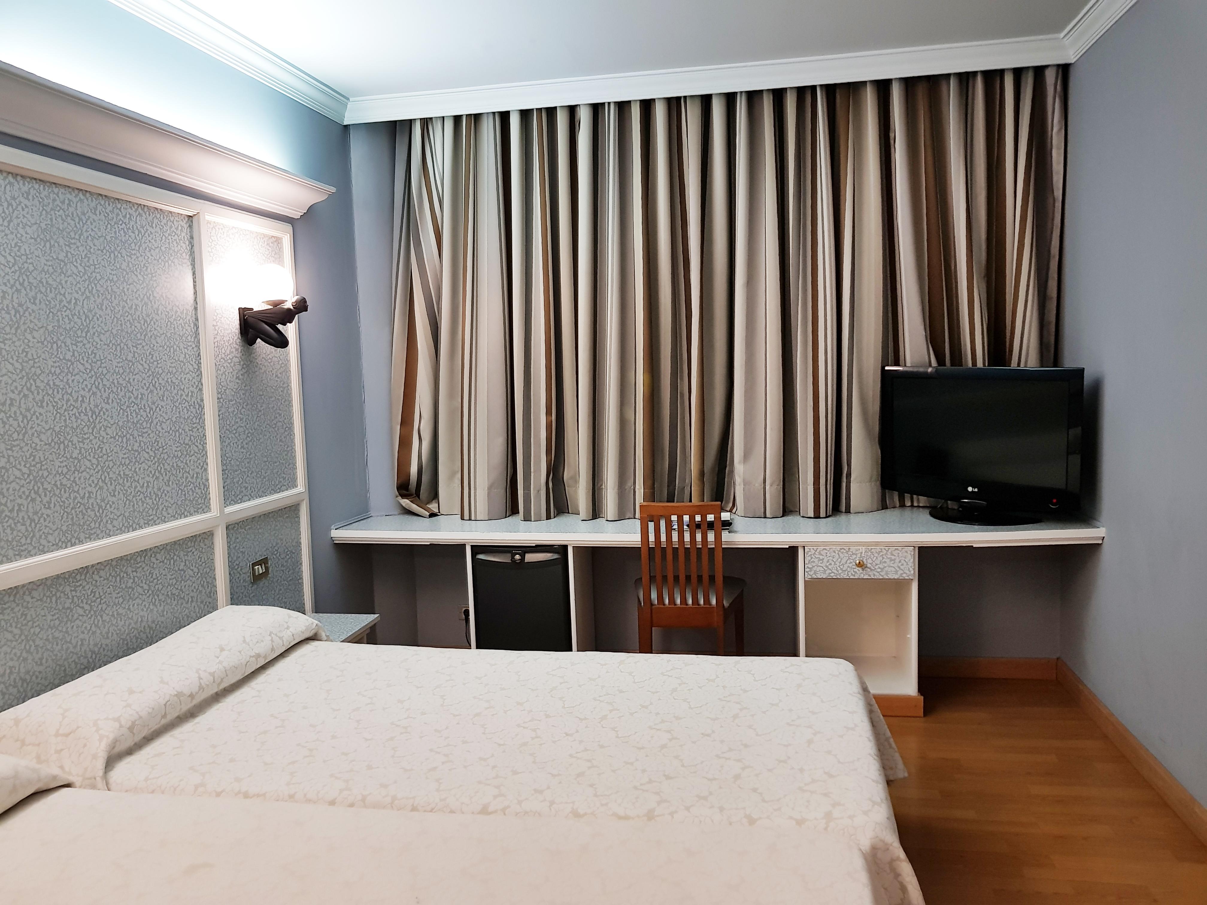 Hotel City House Las Lomas โอเบียโด ภายนอก รูปภาพ