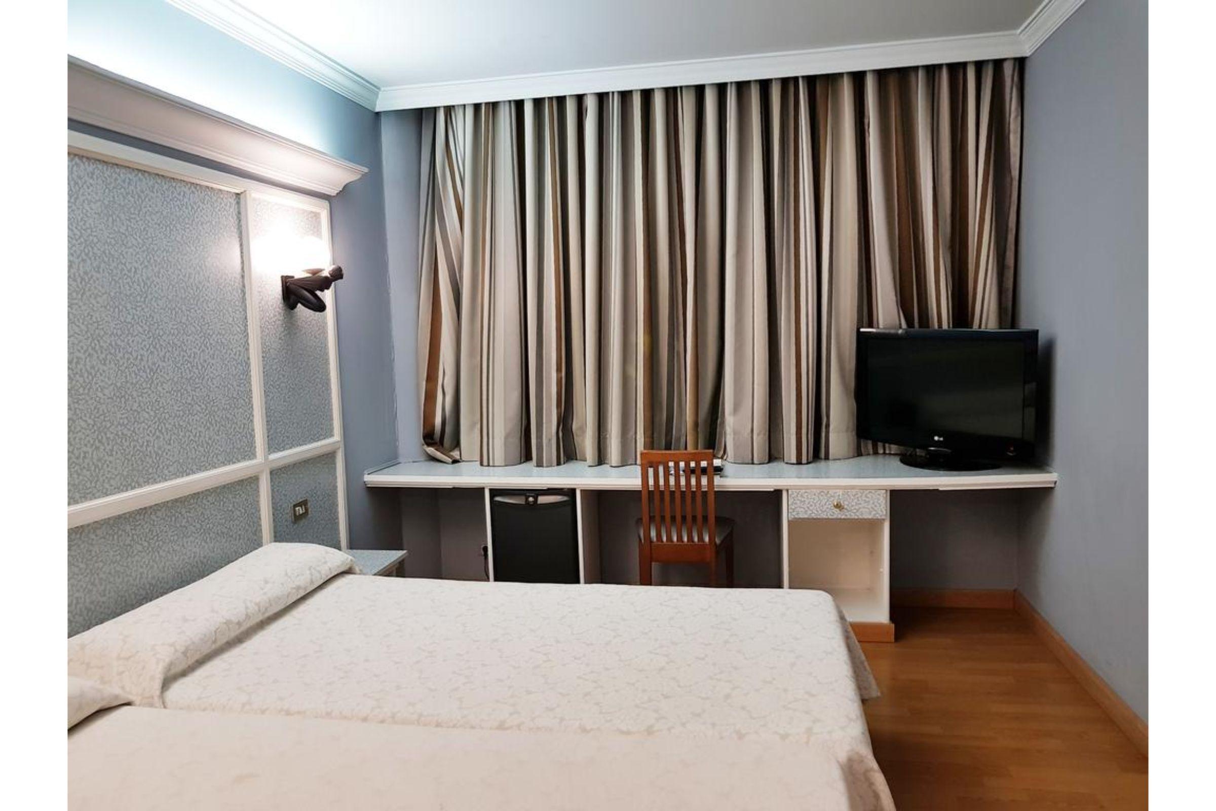 Hotel City House Las Lomas โอเบียโด ภายนอก รูปภาพ